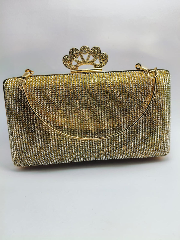 "Bridal Clutches – Elegant & Practical Design"